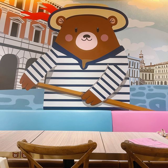 熊仔主題餐廳｜大小朋友👨‍👩‍👧‍👦情侶👩🏻‍🤝‍👨🏼必到 🤗超可愛熊仔🐻伴食｜高質抵食二人餐🍽️