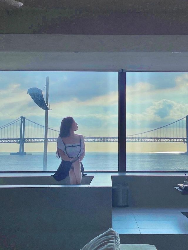 광안대교 1열에서 볼 수 있는 머무르다 고즈넋