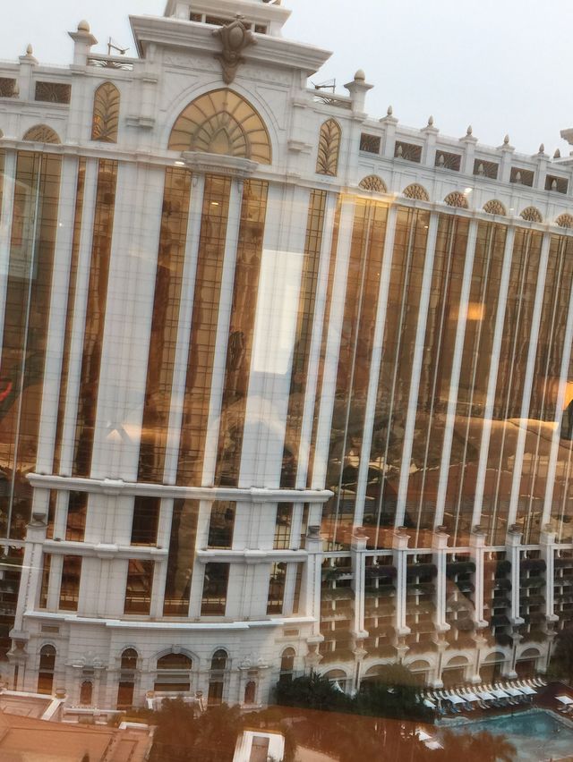 金光閃閃嘅澳門大倉酒店