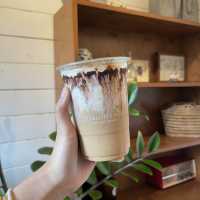 Charlotte hut 📍 เมืองแพร่ .,