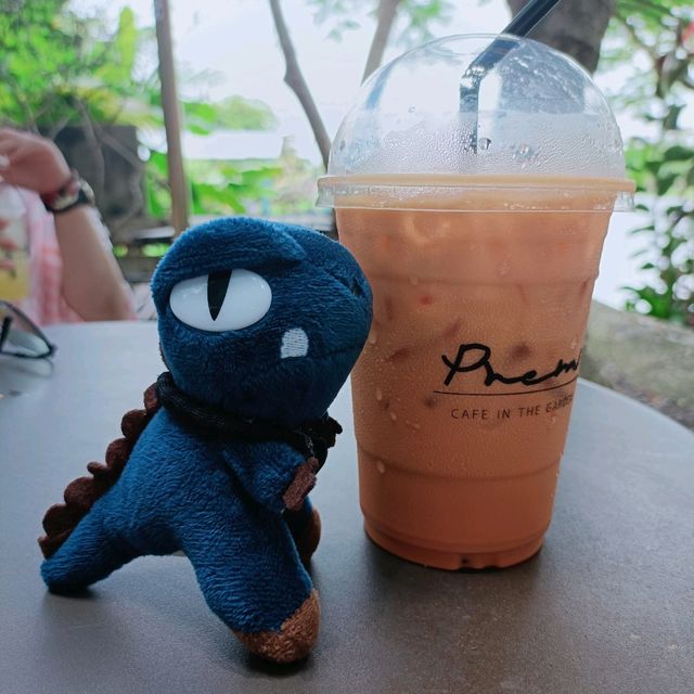 Prem cafe in The Garden คาเฟ่ลับริมคลอง