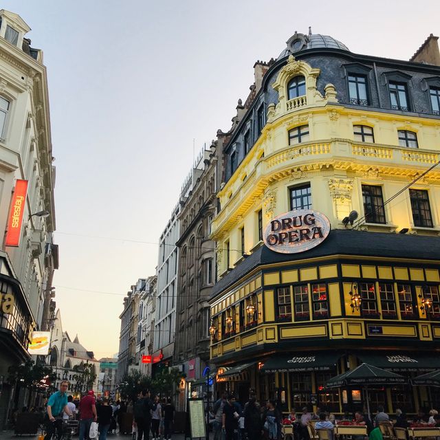 City walk in the centre of Brussel🌎