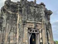 จุดชมวิวพระอาทิตย์ตกบนเนินเขา นครวัด