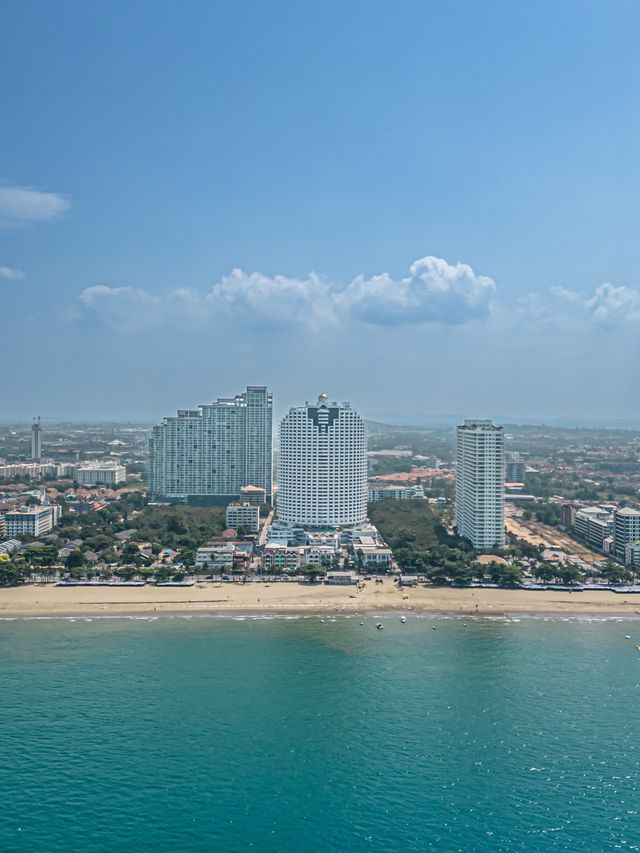D Varee Jomtien Beach , Pattaya🌅