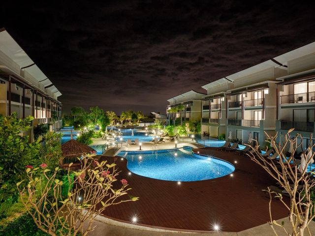 Le Meridien Khaolak Resort & Spa 