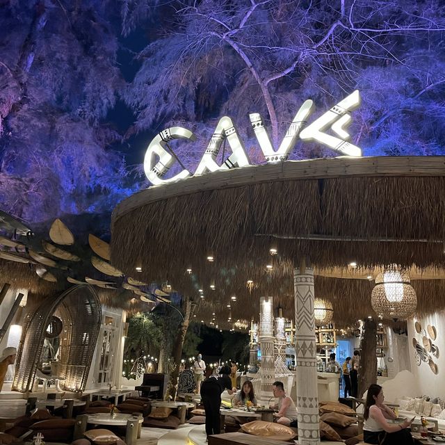 Cave洞穴海灘🏖餐廳 🇹🇭