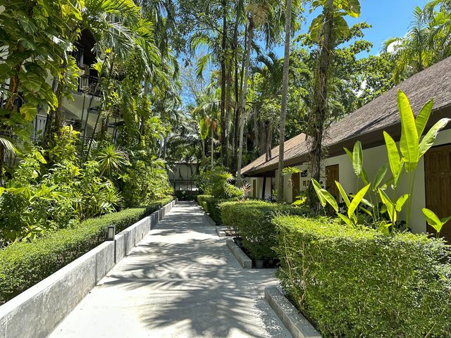 เที่ยวภูเก็ต พักหาดในยาง ใกล้สนามบิน