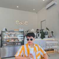 Ease คาเฟ่ @พิษณุโลก
