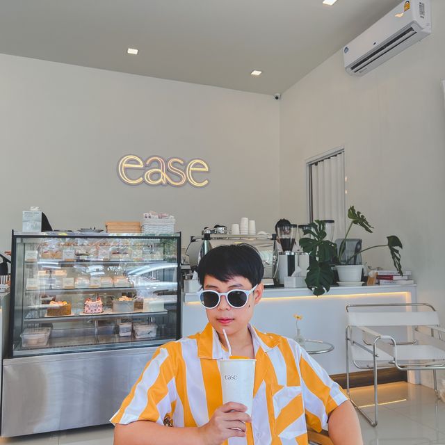 Ease คาเฟ่ @พิษณุโลก