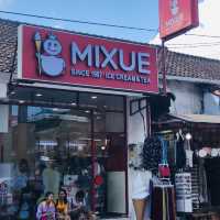 性價比完勝麥當勞的大號蛋捲冰淇淋：MIXUE