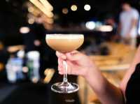 ร้านอาหารกึ่งบาร์ย่านรามคำแหง🥂