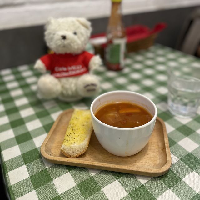 香港將軍澳｜熊仔主題抵食鐵板西餐🐻🍴