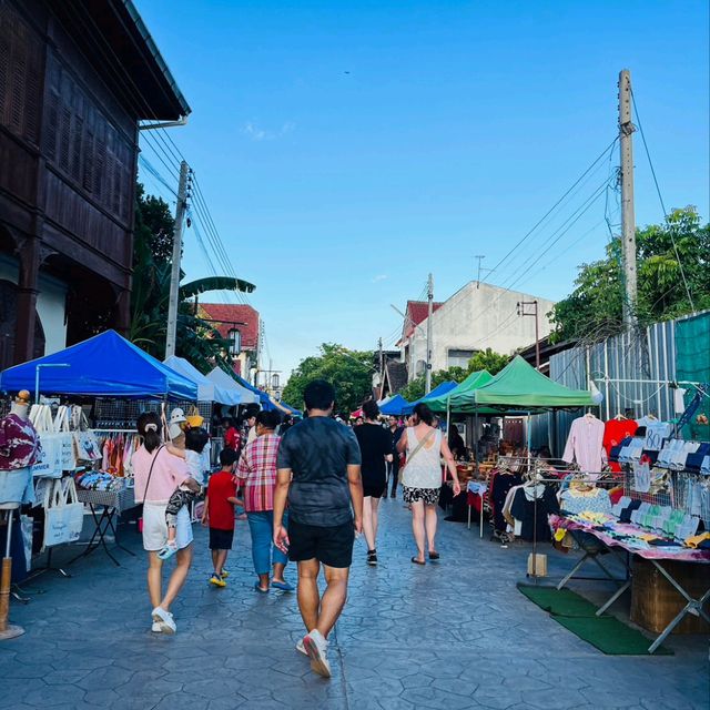 กาดกองต้า จ.ลำปาง