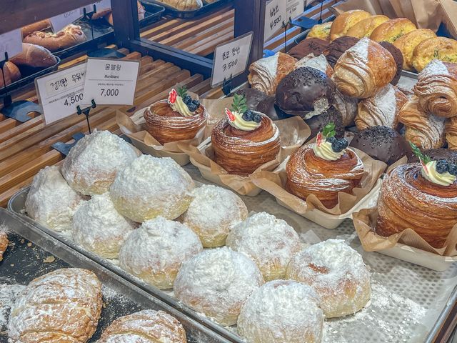 양주에서 가장 유명한 베이커리 카페는???🍞🥐