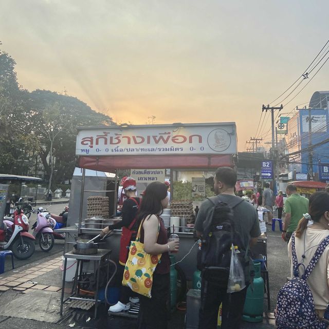 สุกี้ช้างเผือก