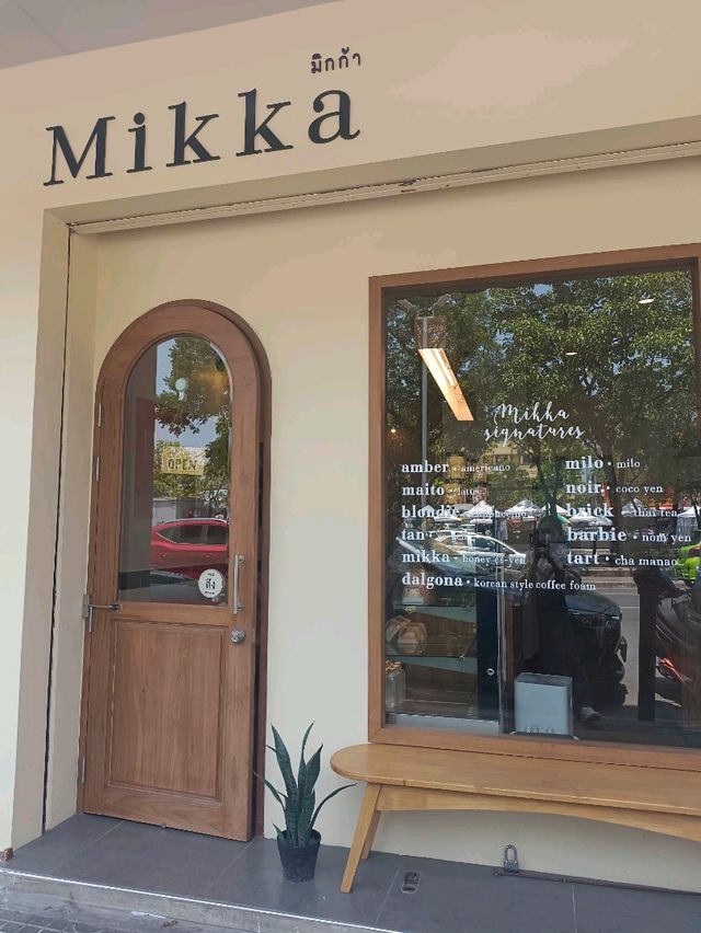 Mikka  yamo  cafe