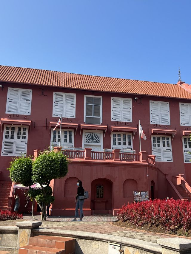 Dutch square มนต์เสน่ห์จตุรัสแดงในมะละกา