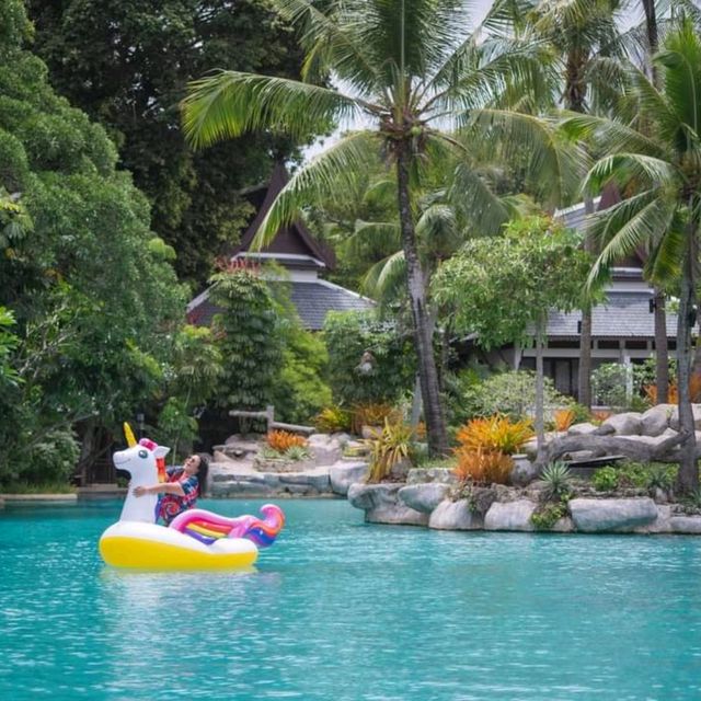 รีสอร์ทหรู5ดาว บรรยากาศดีติดทะเลภูเก็ต