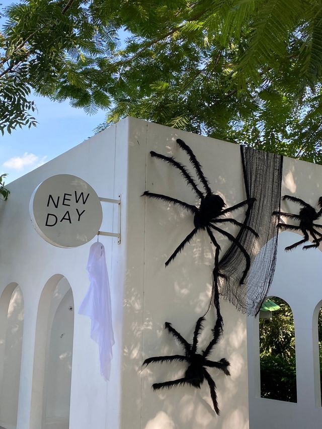 New Day Cafe.Bakery.Space 🎃🧁