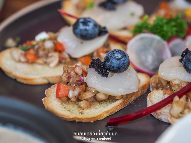 Gen Z Bar & Bistro รูฟท้อปวิวเยาวราช