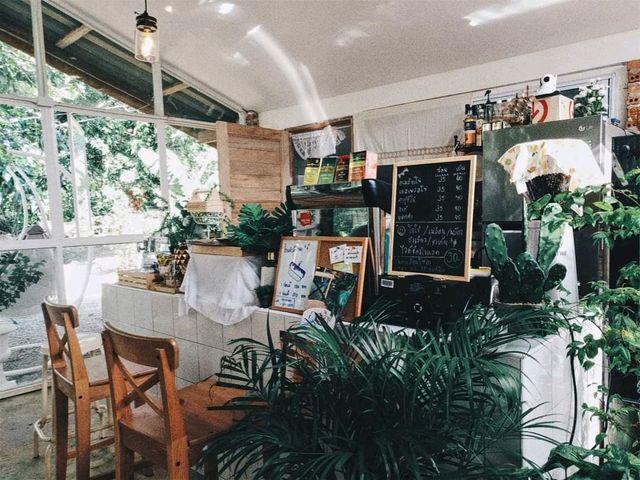 CHUU CAFE ร้านกาแฟฟกลางขุนเขา