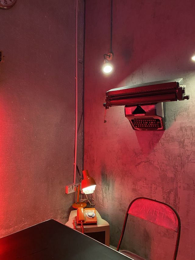 Retro Office Vibe Café in Penang 🇲🇾