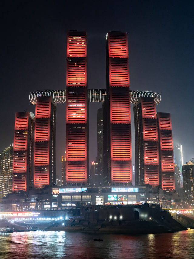 충칭의 야경명소...난빈종루광장