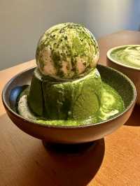 녹차 말챠 푸딩과 다양한 녹차 디저트가 맛있는 🍵 스미다구 세련된 카페 투어💚