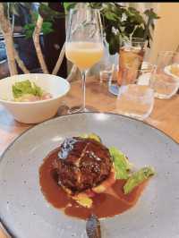 トランクホテルでご褒美ランチ