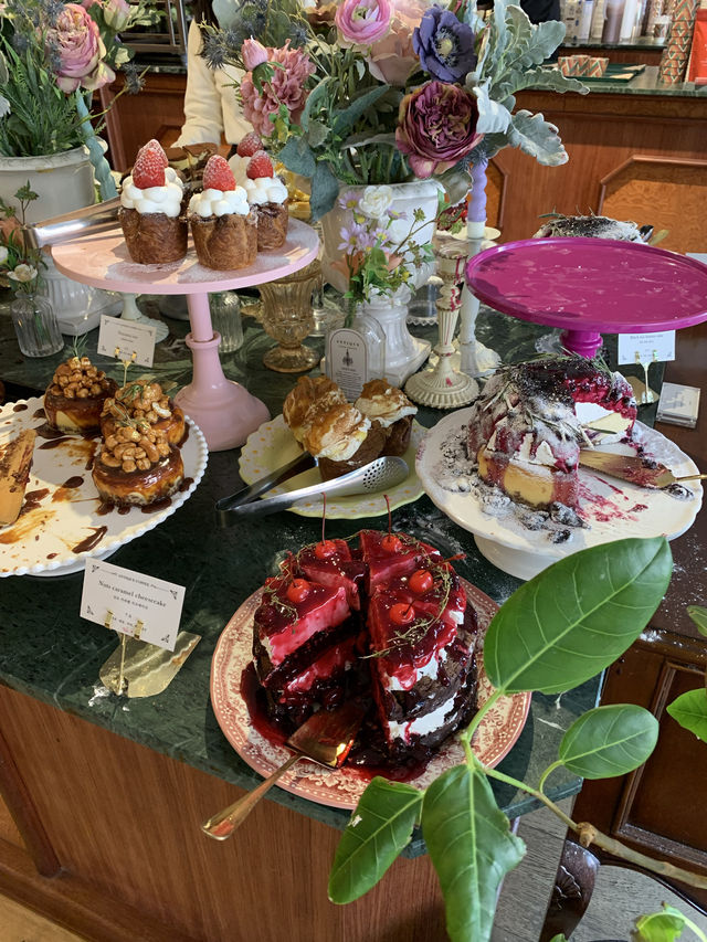 【ソウル】お花とスイーツに囲まれる夢見たいなカフェ🇰🇷🌷🎀(Seoul)