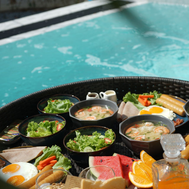 พักผ่อนแบบ Exclusive pool villa เกาะล้าน