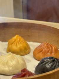 招牌八色小籠包 高質滬菜