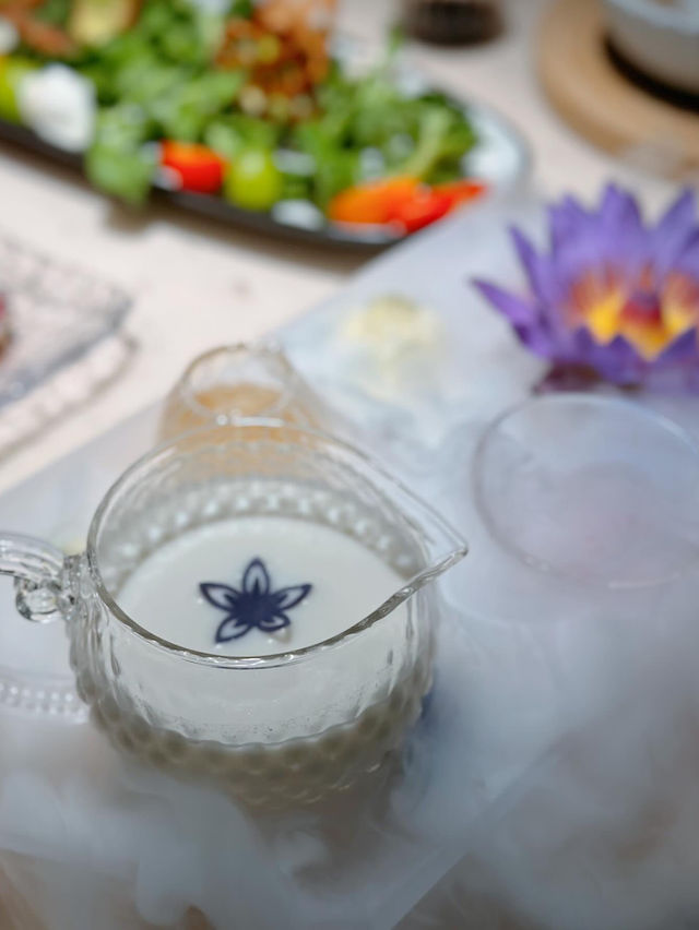 打卡花花餐廳 | 幽蓮花季