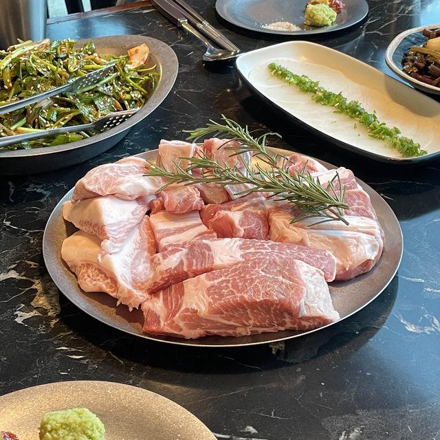 チェジュ島に行ったら絶対絶対行ってほしい焼肉屋さん”직구고”🥩🤎