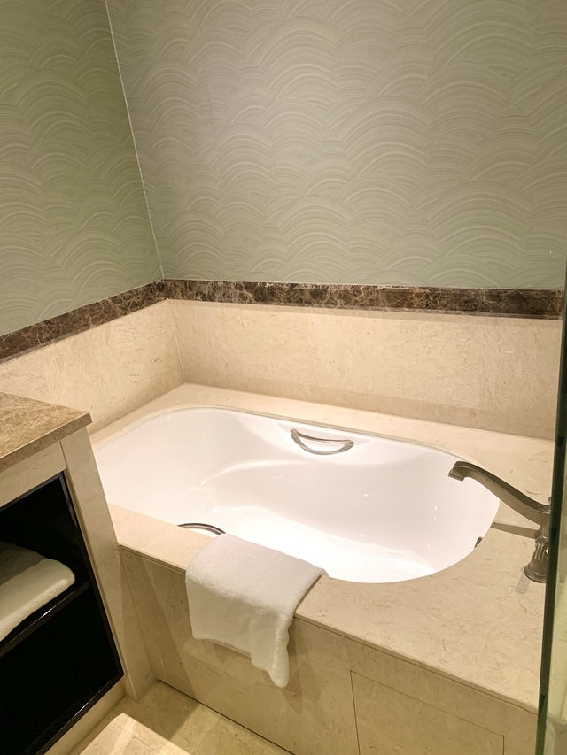 マカオ　マカオ観光　シェラトングランドマカオの部屋は広かった！