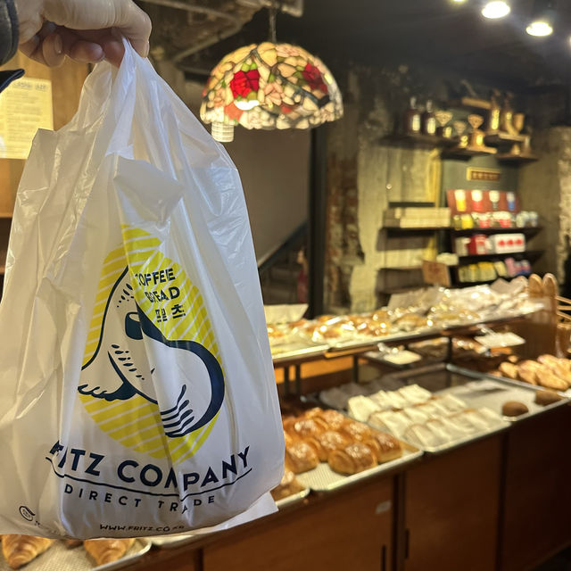 《韓国/麻浦区》現地の方にも愛されるベーカリーカフェ☕️🥖FRITZ