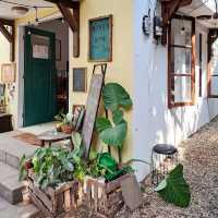 Hidden Farm Plantshop Cafe