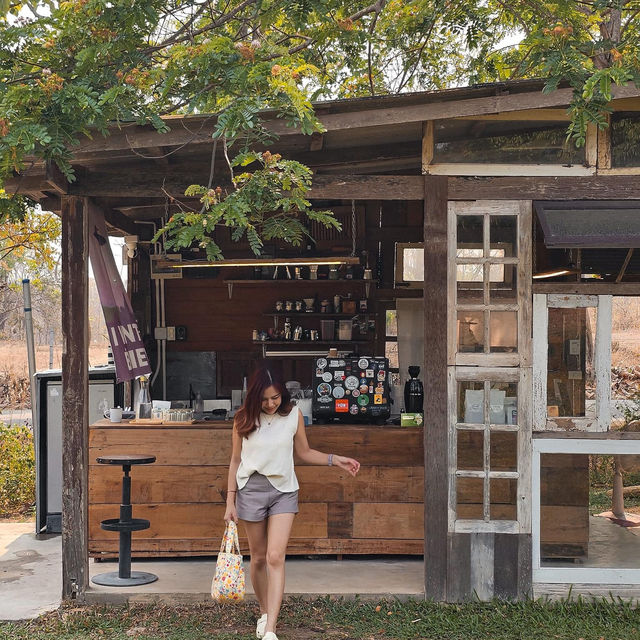Far Away Cafe🌳