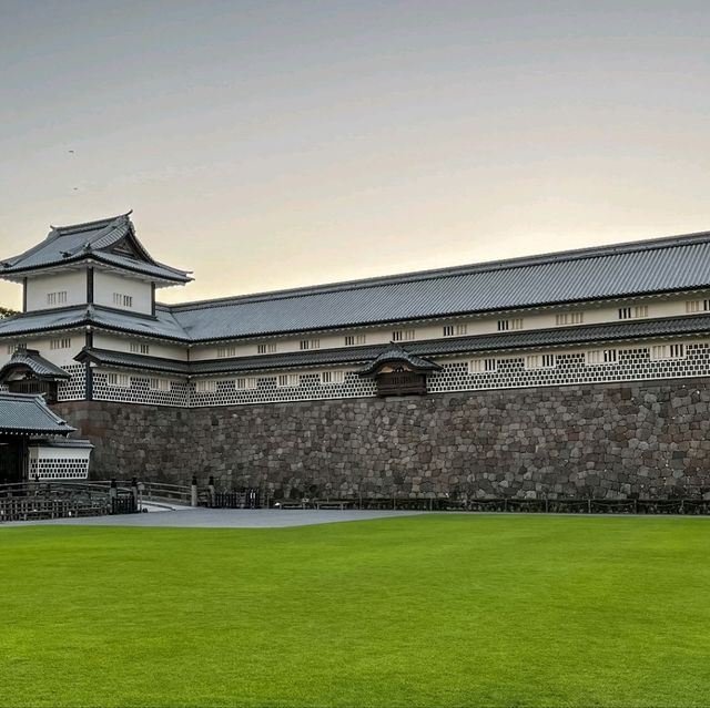 Kanazawa Castle ปราสาทสุดคลาสิคแห่ง Kanazawa