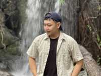 น้ำตกลงรู