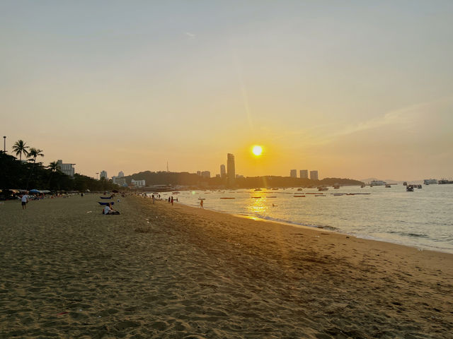 Best Sunset in Pattaya Beach