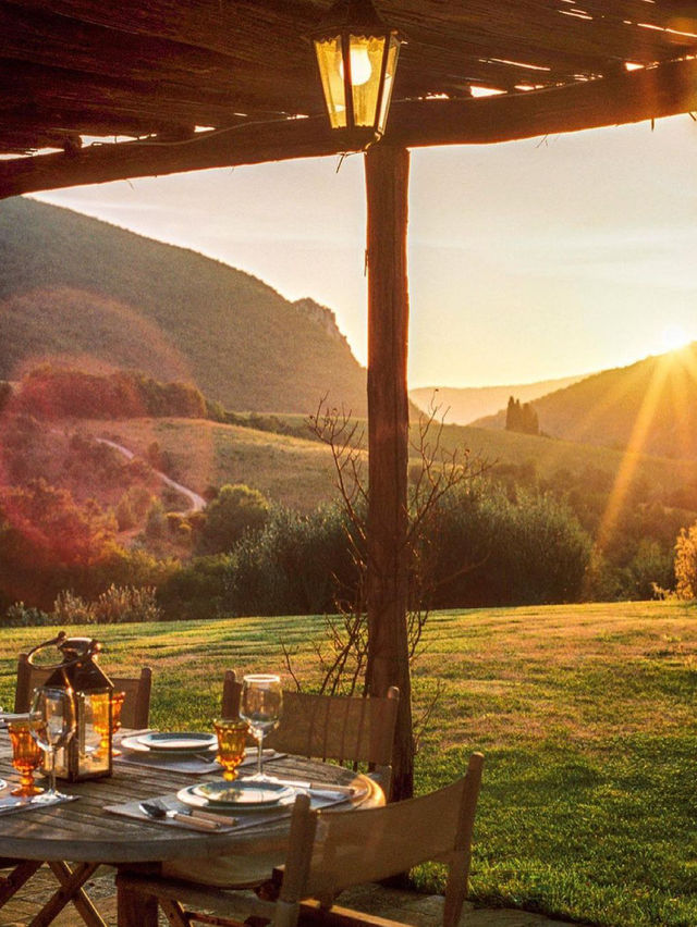 Best romantic stay in Italy🩷✨☀️🧎🏻‍♀️