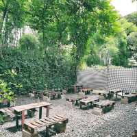 THE PLACE IS FULLY OUTDOOR