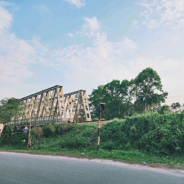 สะพานรถไฟแคบนาสาร