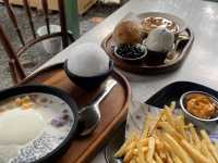 ขนมหวานน้ำตาลไหม้ ยะลาจย้าาาาา