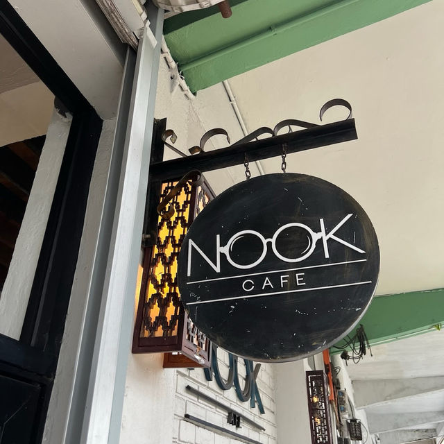 조용하고 한적한 코타키나발루 카페 Nook Cafe