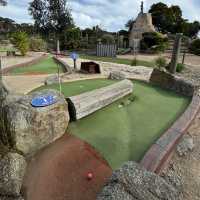 Mini Golf at Maru Koala and Animal Park：家庭樂趣的最佳選擇 ⛳🐨