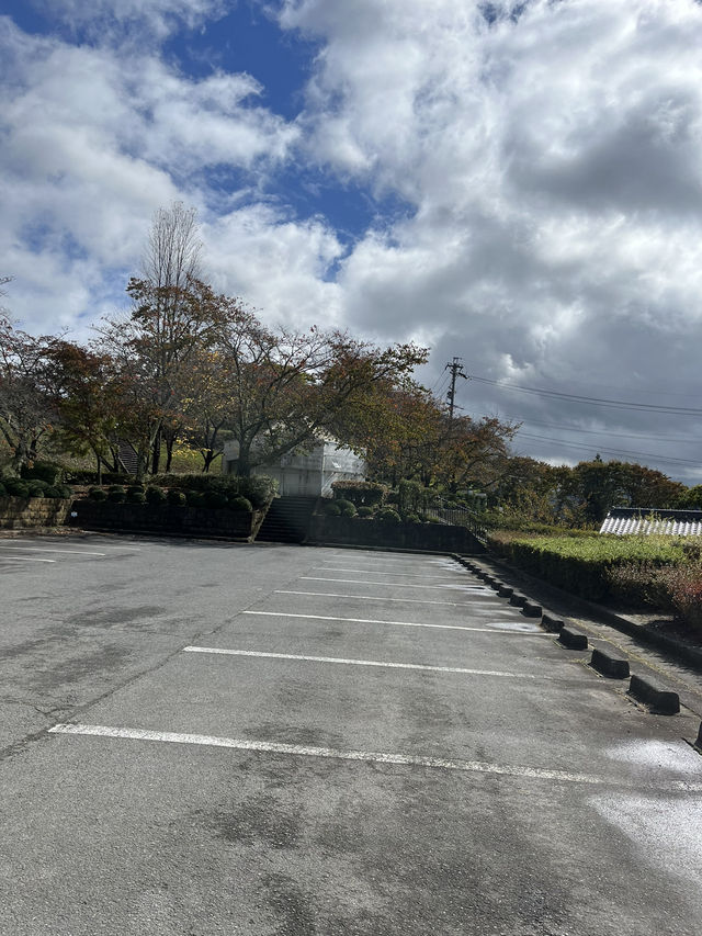 【佐久市】心躍る！宇宙船のような遊具がある広々公園🪐