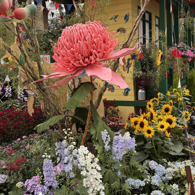 Nature's Palette: Discovering the Latest Blooms at Gardens by the Bay
