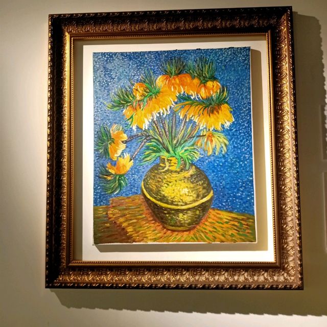 ชมศิลปะ ฮีลใจ ที่ Legacy art gallery 